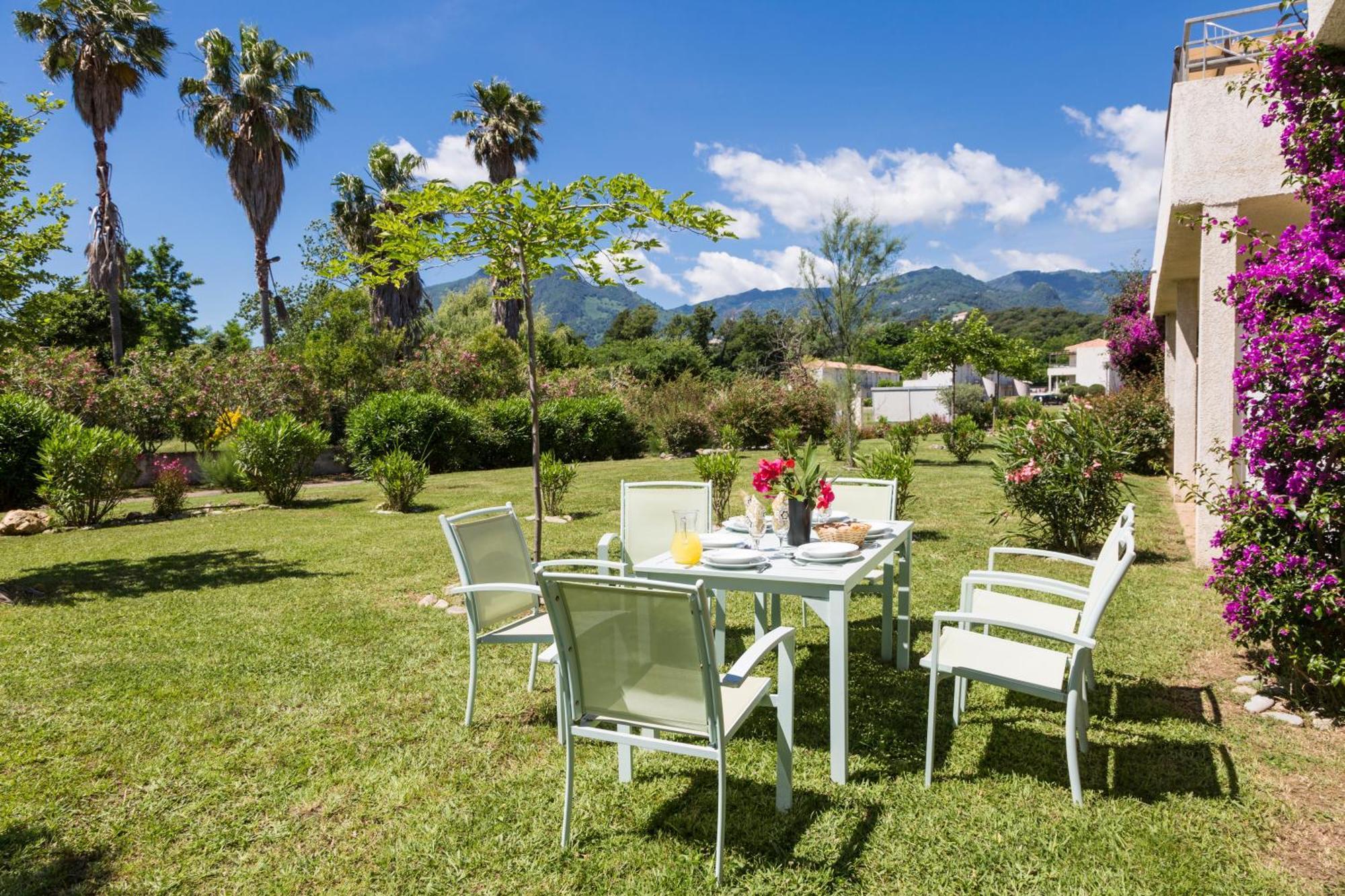 Residence Odalys Acqua Bella Poggio Mezzana Екстериор снимка