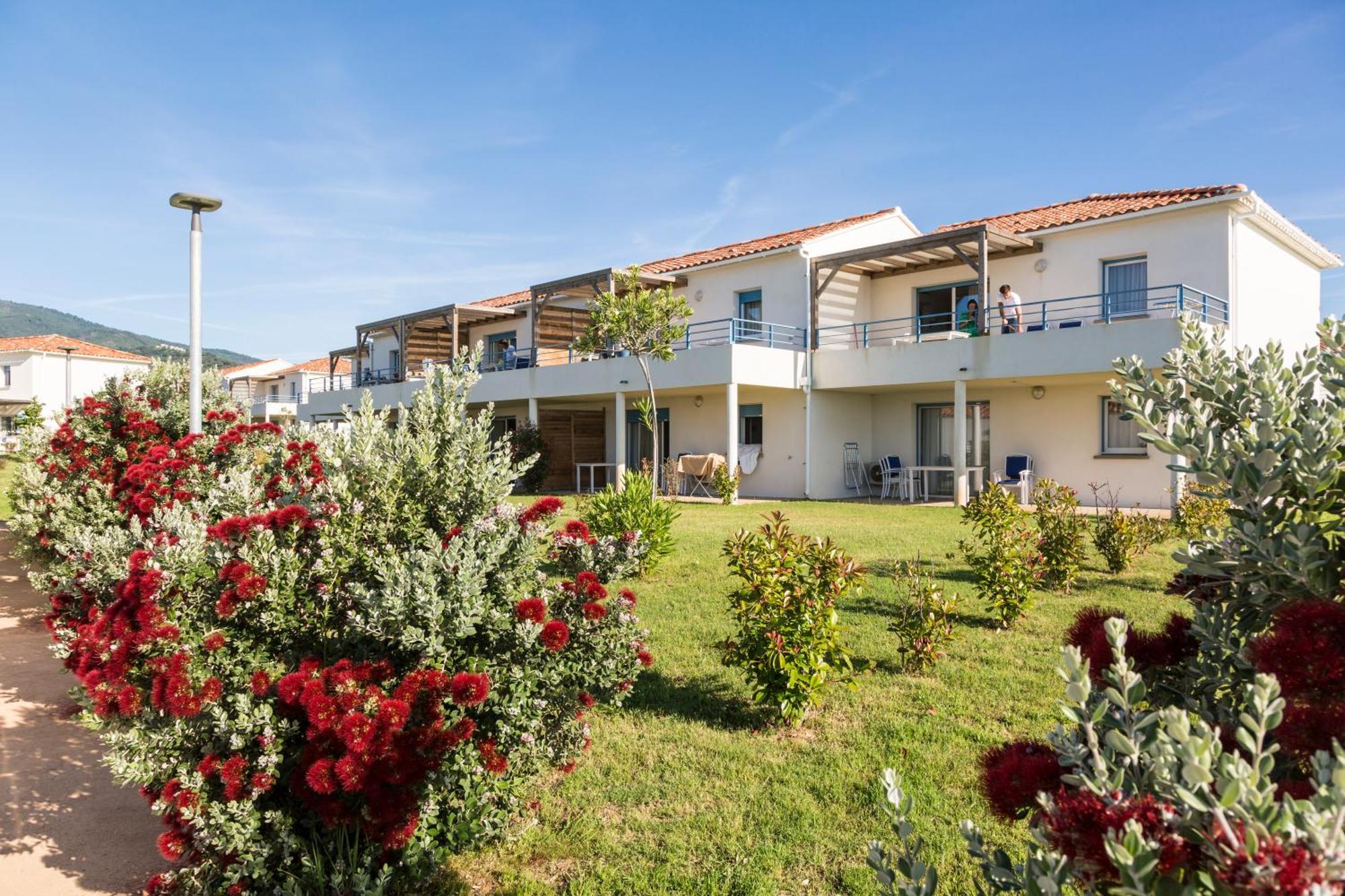 Residence Odalys Acqua Bella Poggio Mezzana Екстериор снимка