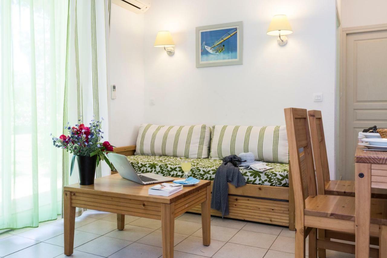 Residence Odalys Acqua Bella Poggio Mezzana Екстериор снимка